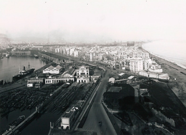 1935. Vista del Puerto desde la Torre de San Sebastián