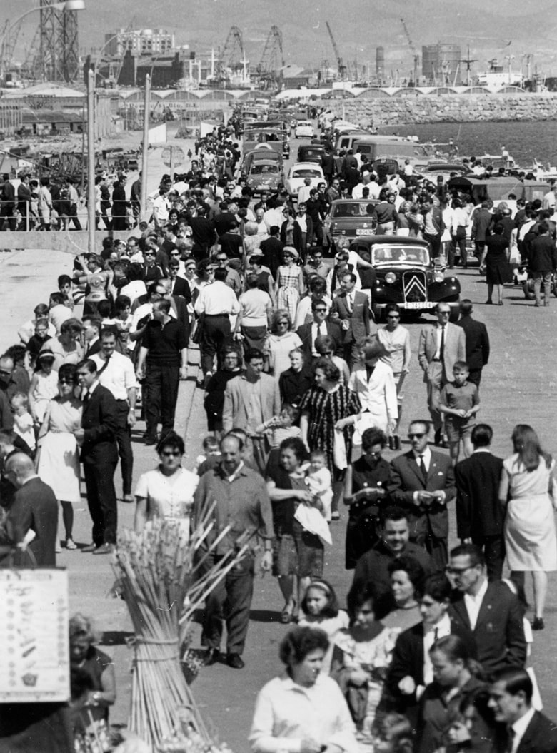 1960. Passeig pel trencaones a finals de la dècada dels 60.